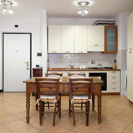 Prione'S Apartment Bis Genova Esterno foto